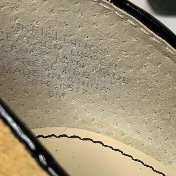 Anne Klein 'Fielding' Cheetah Print Leather Round Toe Heels - Picture 14 of 14